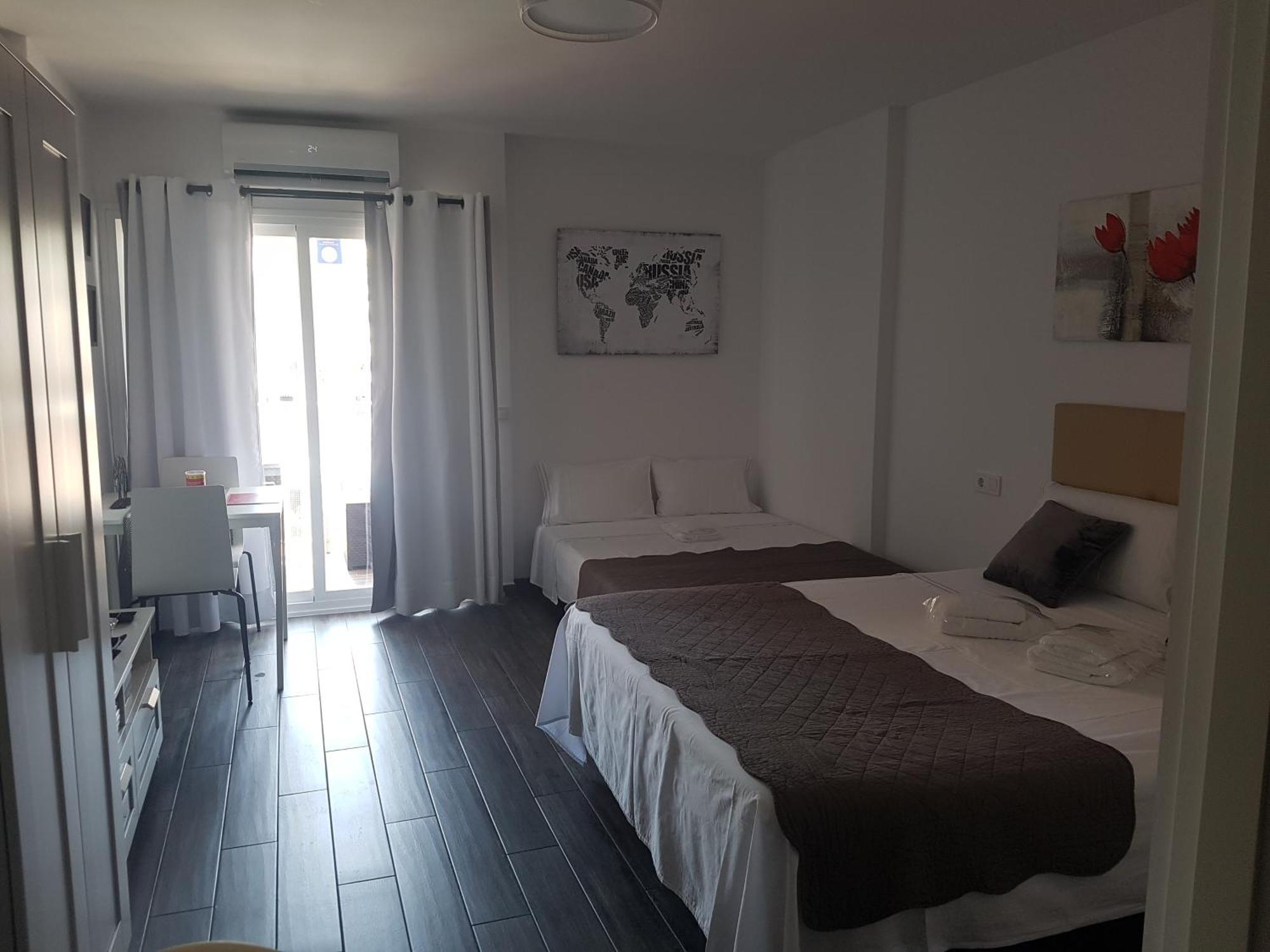 Apartamento Minerva Jupiter Daire Benalmádena Oda fotoğraf